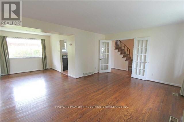 43 Council Crescent, Toronto, Ontario  M3J 1J5 - Photo 3 - W12515272