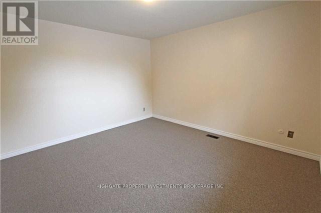 43 Council Crescent, Toronto, Ontario  M3J 1J5 - Photo 8 - W12515272