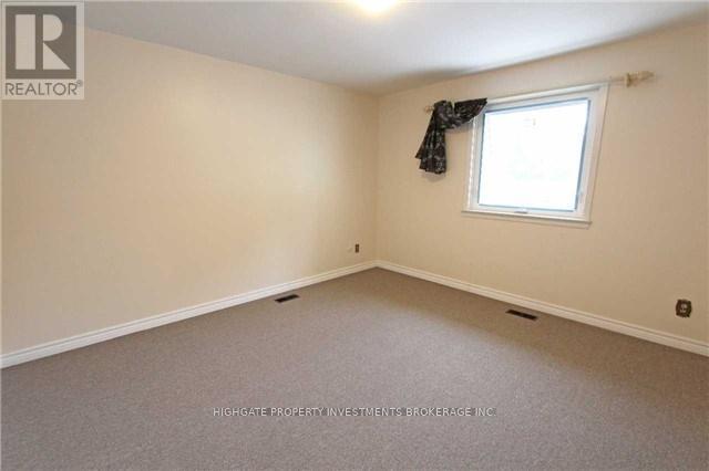 43 Council Crescent, Toronto, Ontario  M3J 1J5 - Photo 9 - W12515272