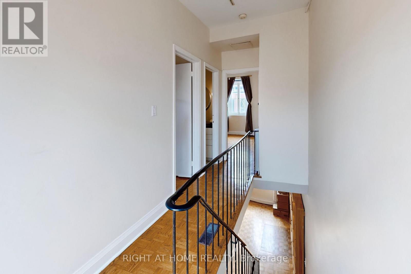 394 King Street E, Toronto, Ontario  M5A 1K9 - Photo 34 - C12449684