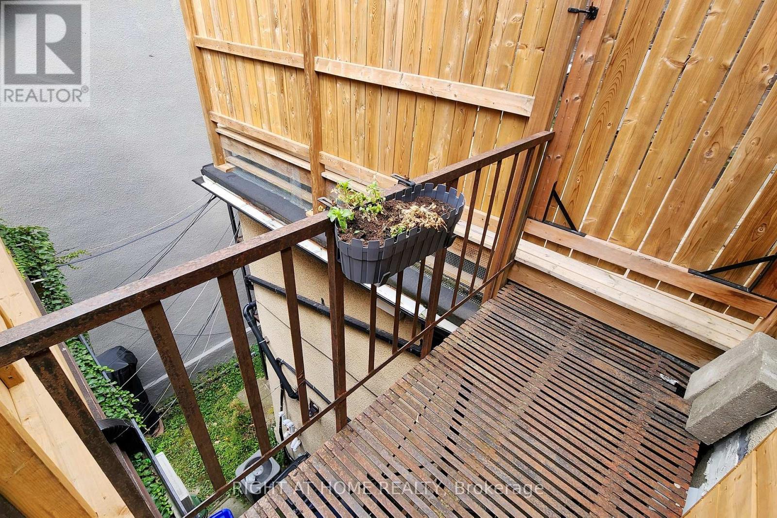 394 King Street E, Toronto, Ontario  M5A 1K9 - Photo 46 - C12449684