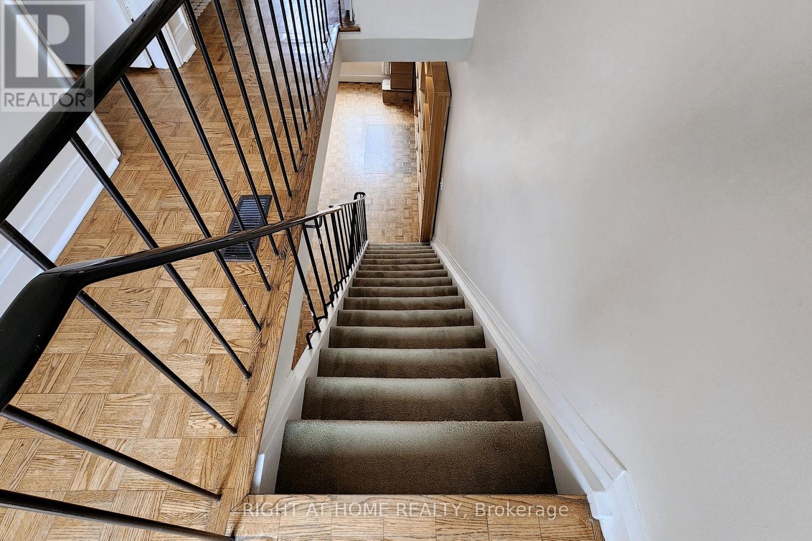 394 King Street E, Toronto, Ontario  M5A 1K9 - Photo 33 - C12450287