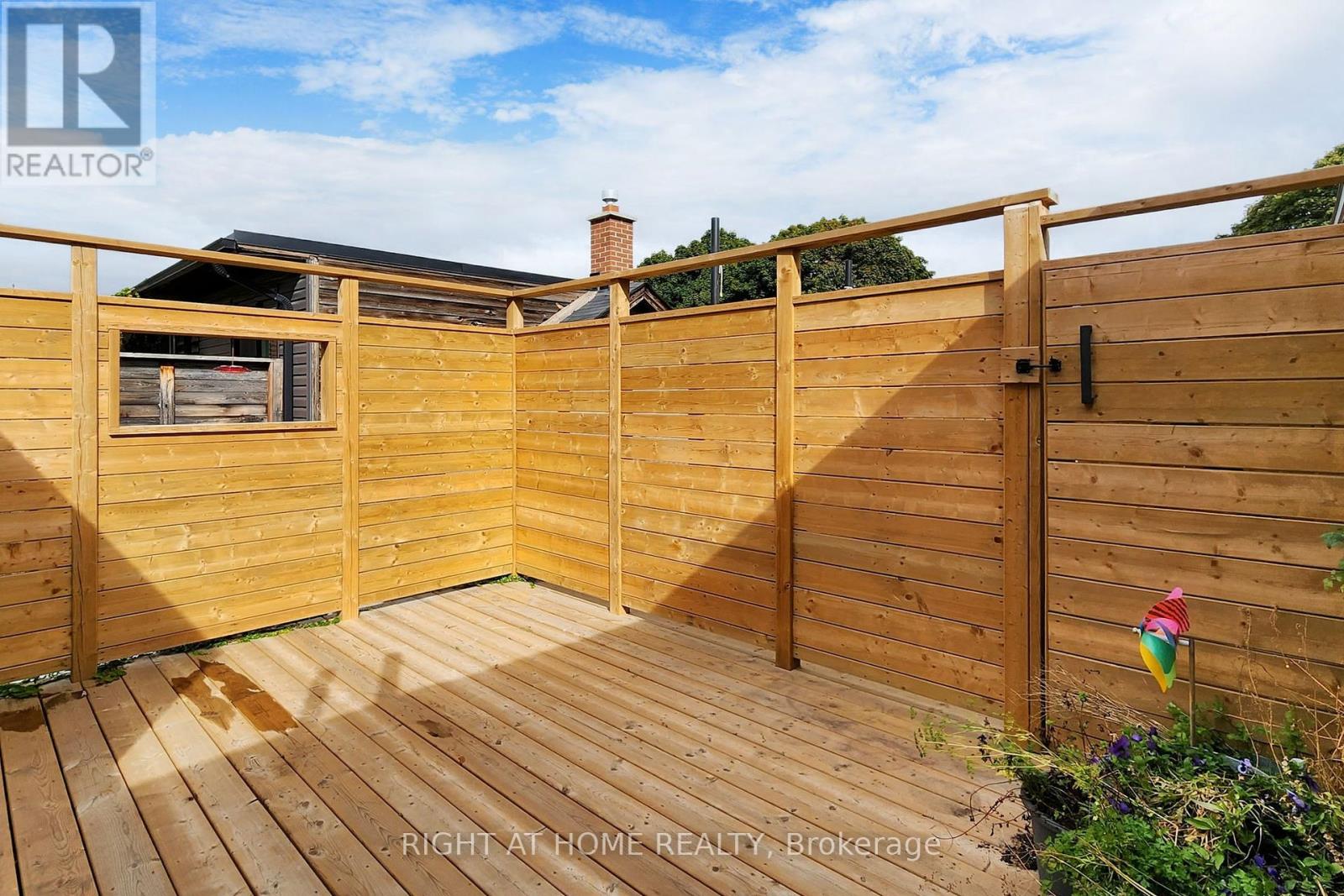 394 King Street E, Toronto, Ontario  M5A 1K9 - Photo 45 - C12450287