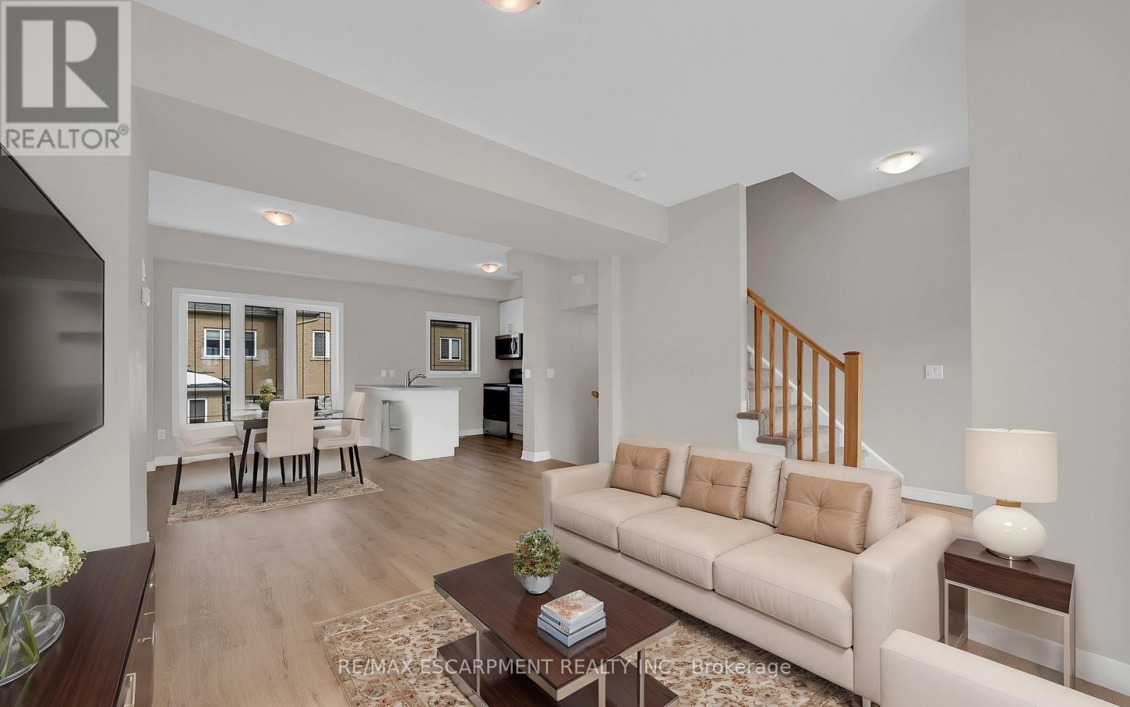 6 - 19 PICARDY DRIVE, Hamilton, Ontario