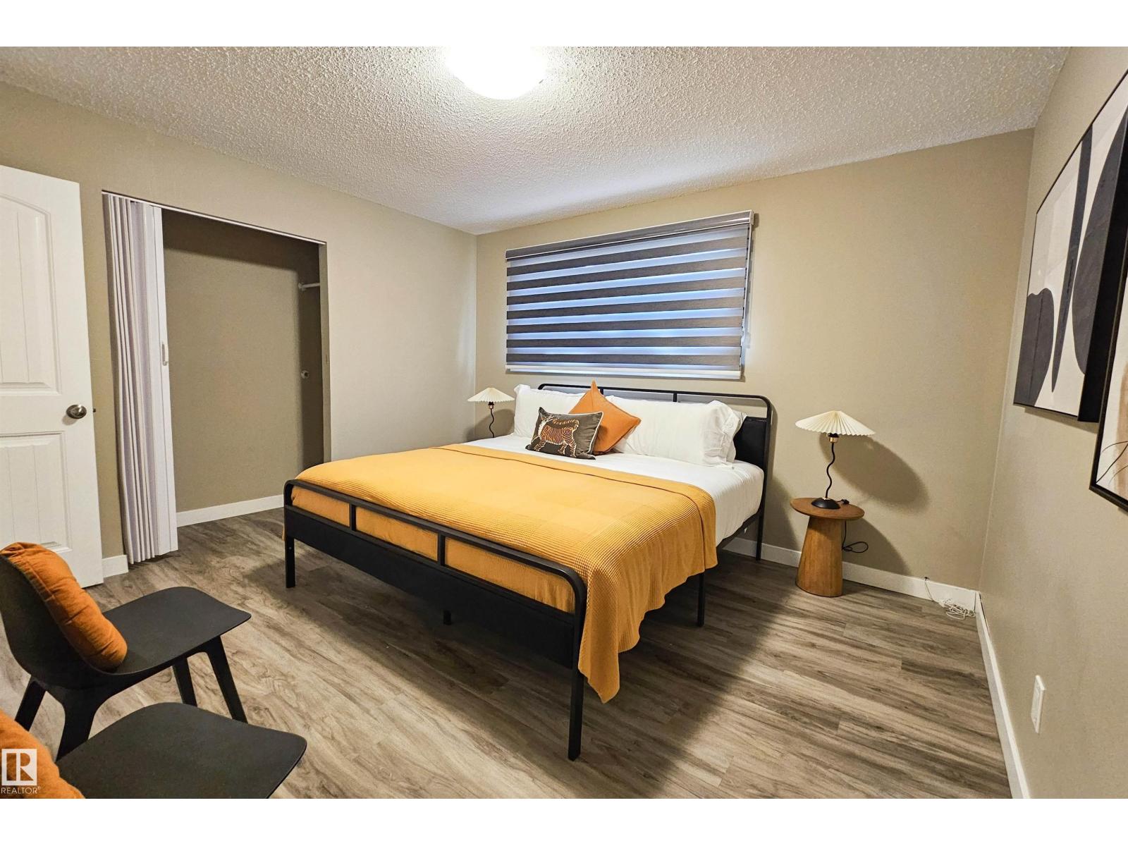 4203 83 St Nw, Edmonton, Alberta  T6K 1C8 - Photo 11 - E4464860