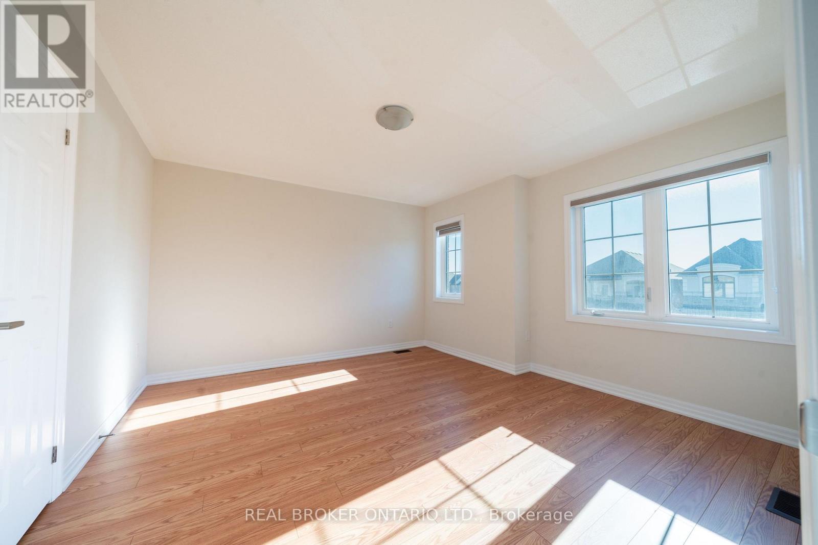 6 Northrop Upper Avenue N, Ajax, Ontario L1B 1G9 - Photo 23 - E12510306