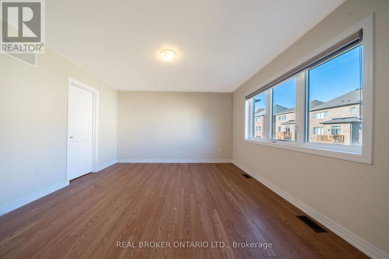 6 Northrop Upper Avenue N, Ajax, Ontario L1B 1G9 - Photo 28 - E12510306