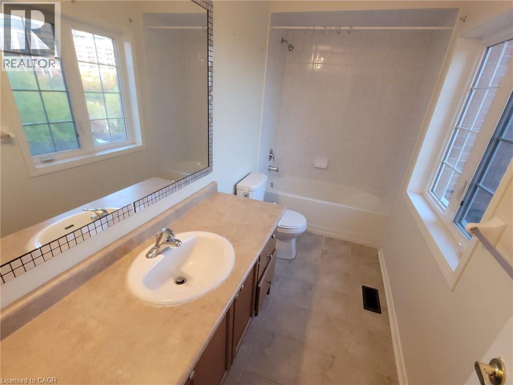 3045 Gladeside Avenue Unit# 2, Oakville, Ontario  L6M 0R3 - Photo 11 - 40785807