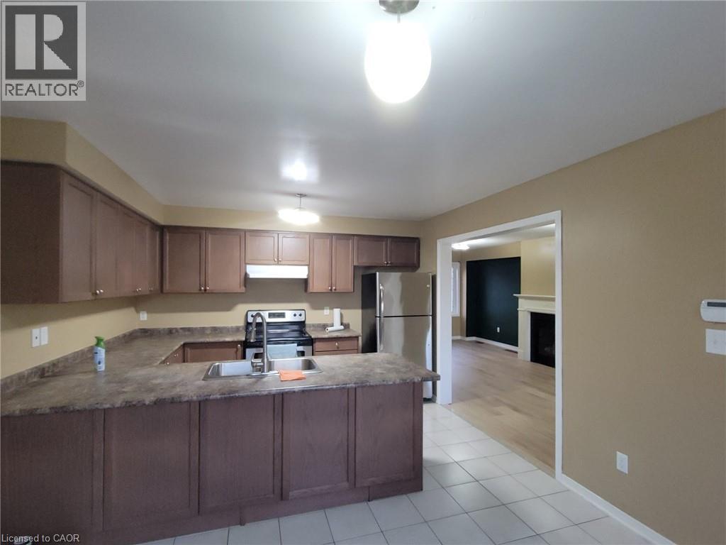 3045 Gladeside Avenue Unit# 2, Oakville, Ontario  L6M 0R3 - Photo 4 - 40785807