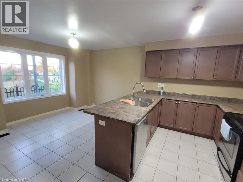 3045 Gladeside Avenue Unit# 2, Oakville, Ontario  L6M 0R3 - Photo 5 - 40785807