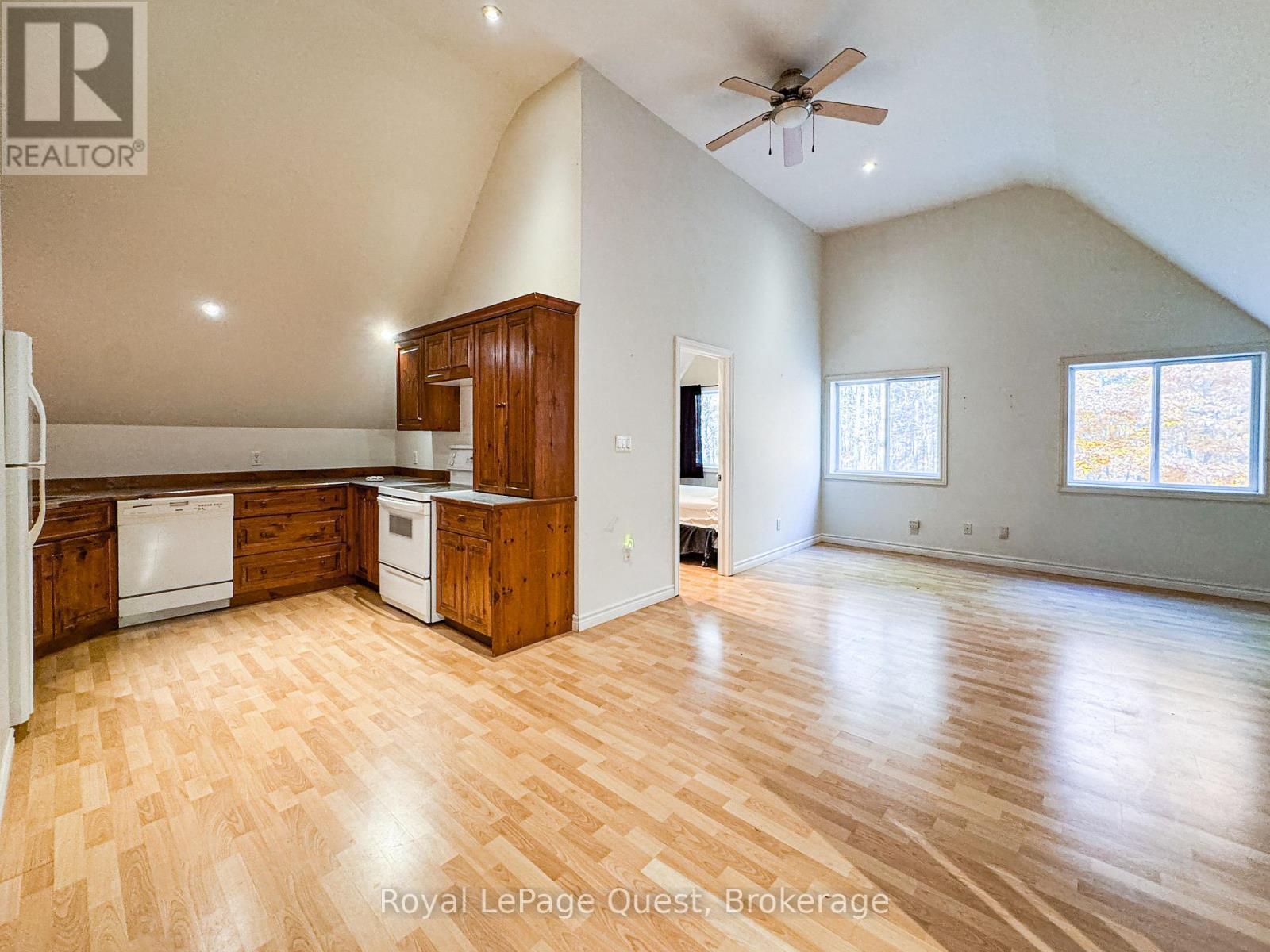 639 B 16 Concession E, Tiny, Ontario  L9M 0E9 - Photo 14 - S12515308