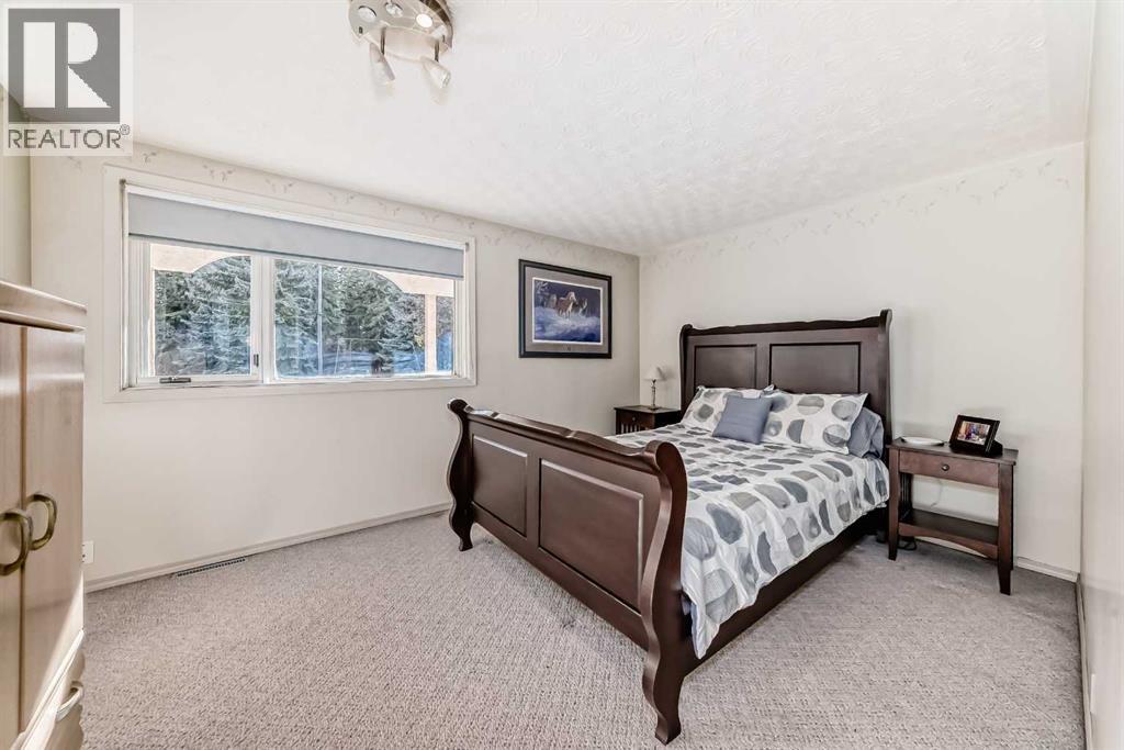 17 College Park Place, Red Deer, Alberta  T4P 0M7 - Photo 17 - A2268092