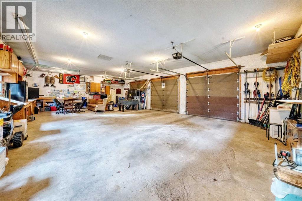 17 College Park Place, Red Deer, Alberta  T4P 0M7 - Photo 39 - A2268092