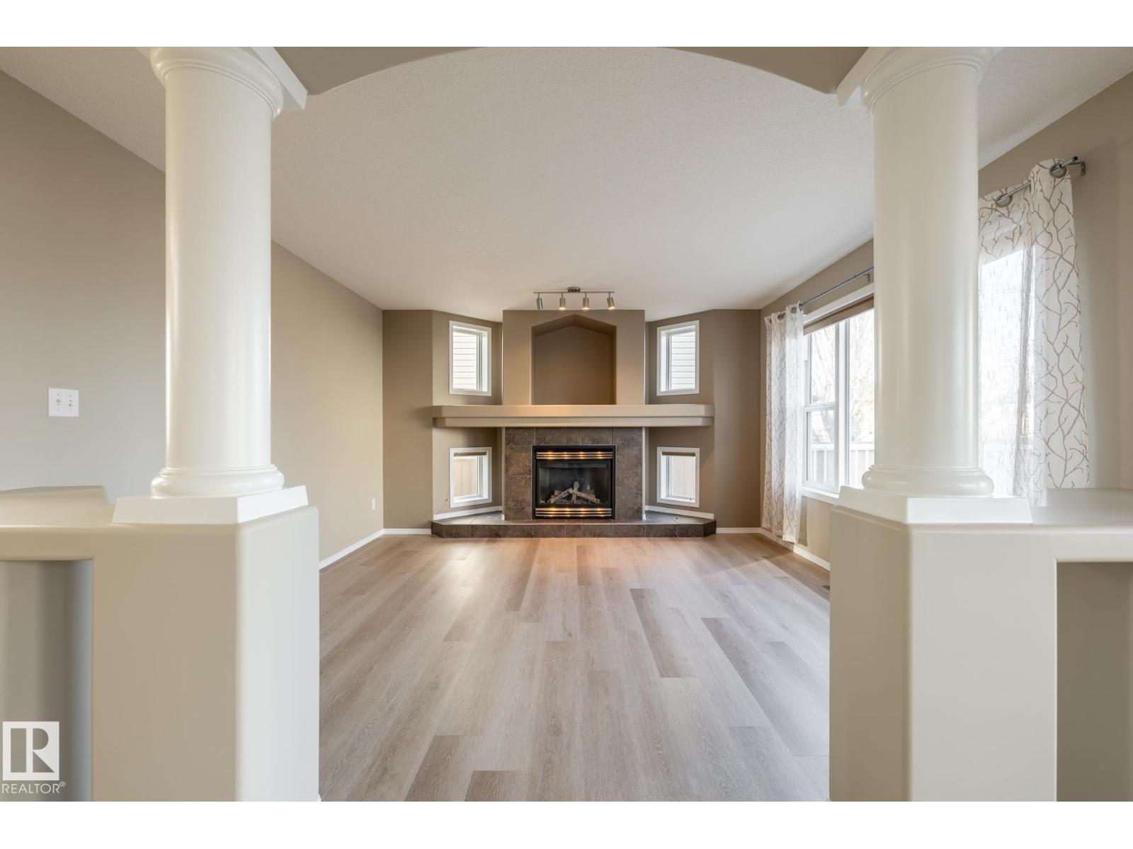 98 Champlain Pl, Beaumont, Alberta  T4X 1R5 - Photo 4 - E4464861