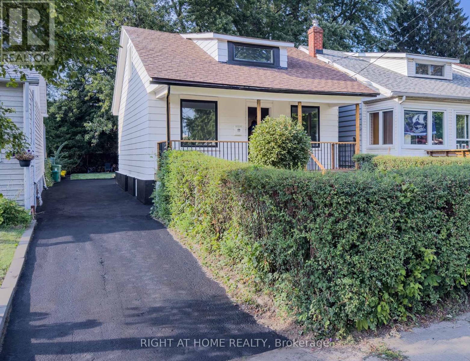 32 Brenton Street, Toronto, Ontario  M4B 1C9 - Photo 2 - E12463219