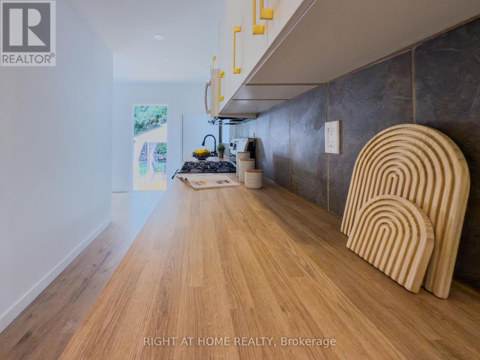 32 Brenton Street, Toronto, Ontario  M4B 1C9 - Photo 14 - E12463219