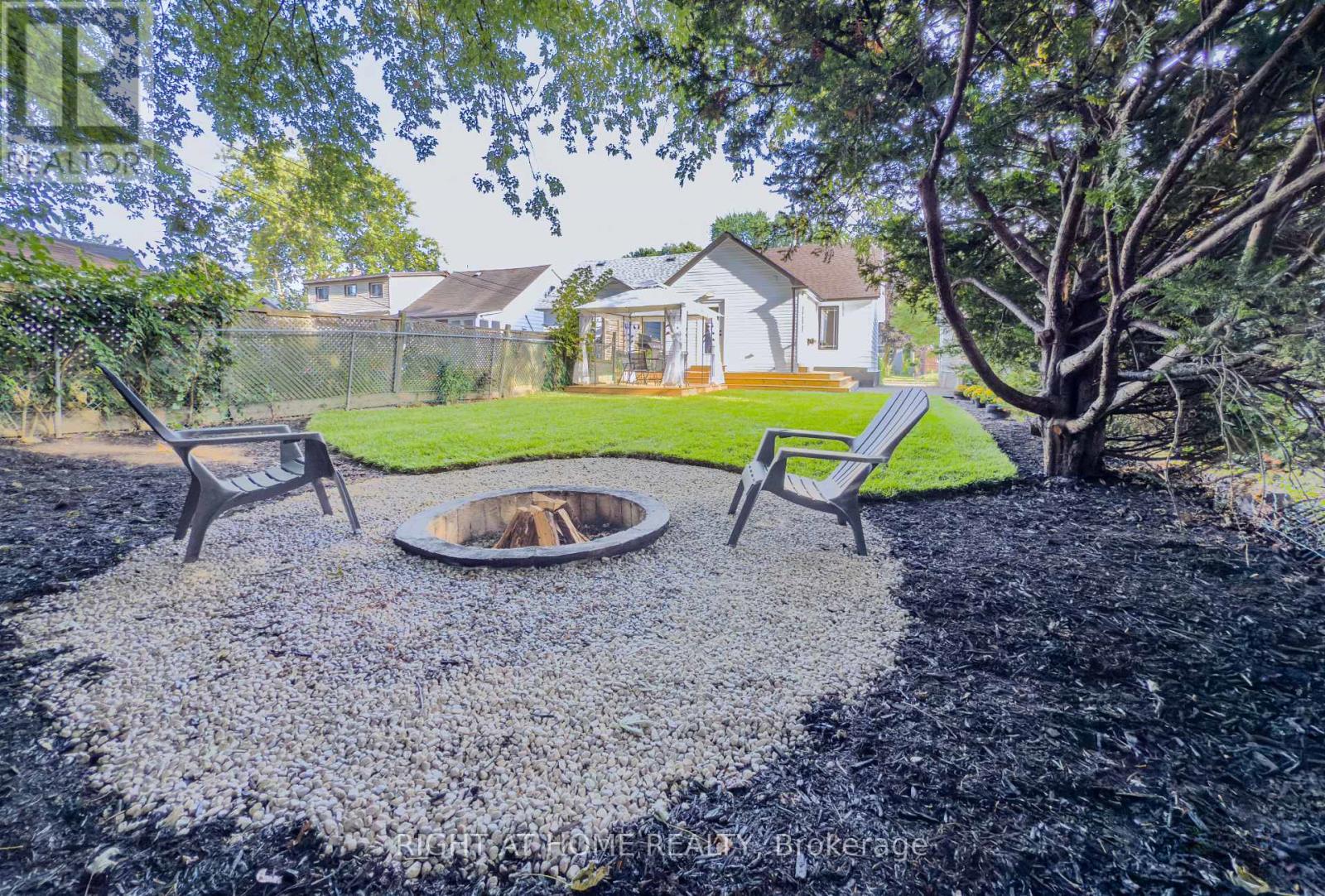 32 Brenton Street, Toronto, Ontario  M4B 1C9 - Photo 47 - E12463219