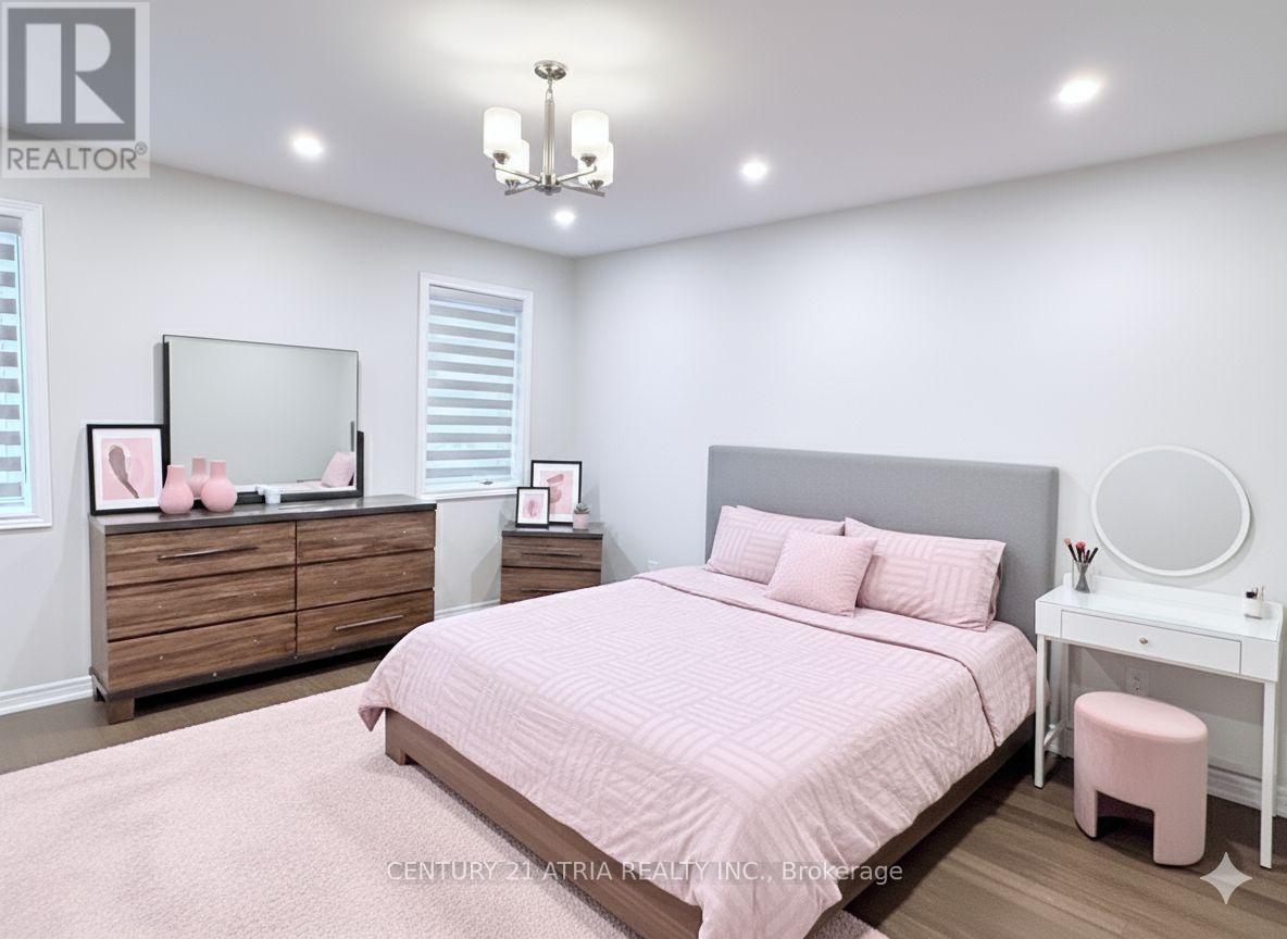 52 Luzon Avenue, Markham, Ontario L6B 1N6 - Photo 7 - N12324329