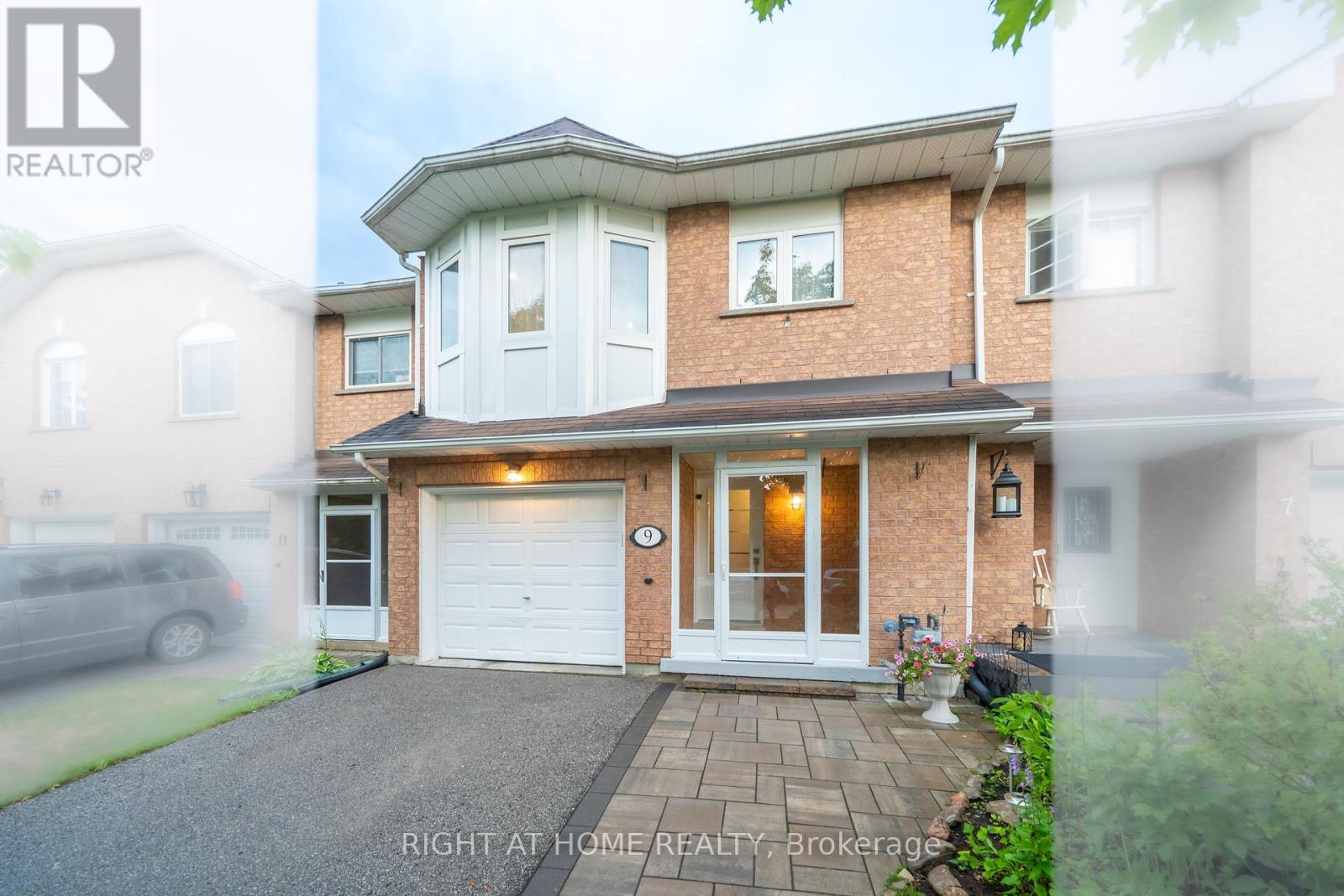 9 ROYAL CEDAR COURT, East Gwillimbury, Ontario