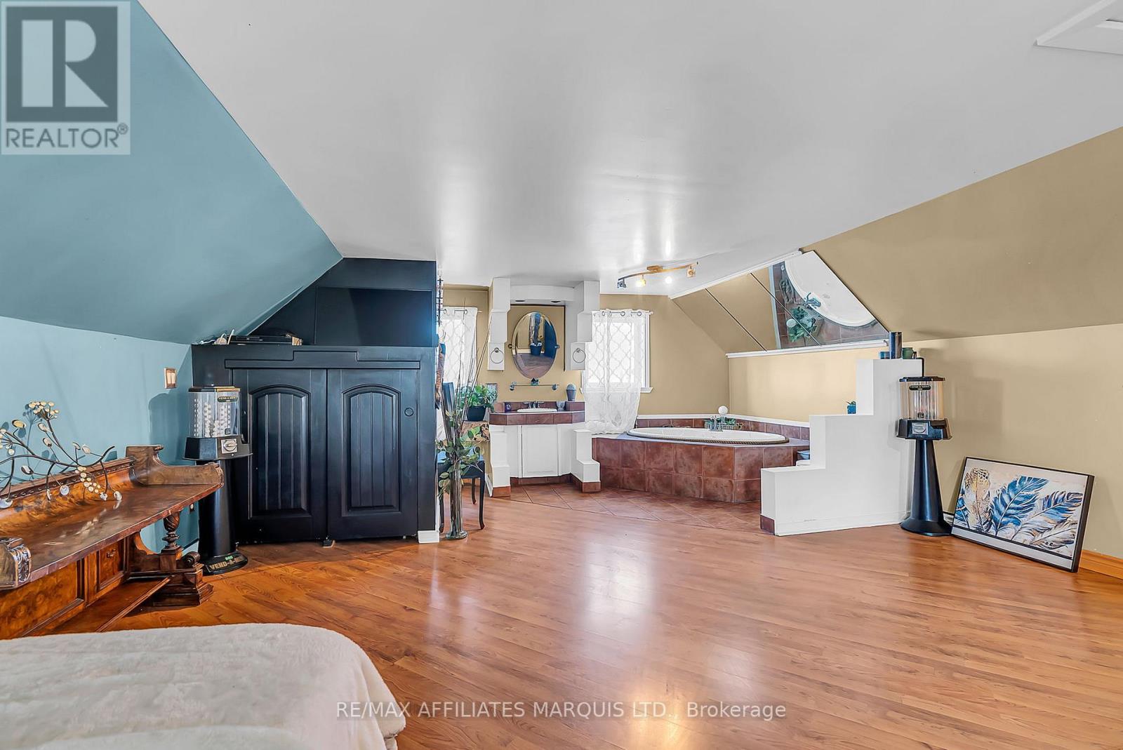 17390 Mcphail Road, South Stormont, Ontario K0C 2A0 - Photo 15 - X12515356