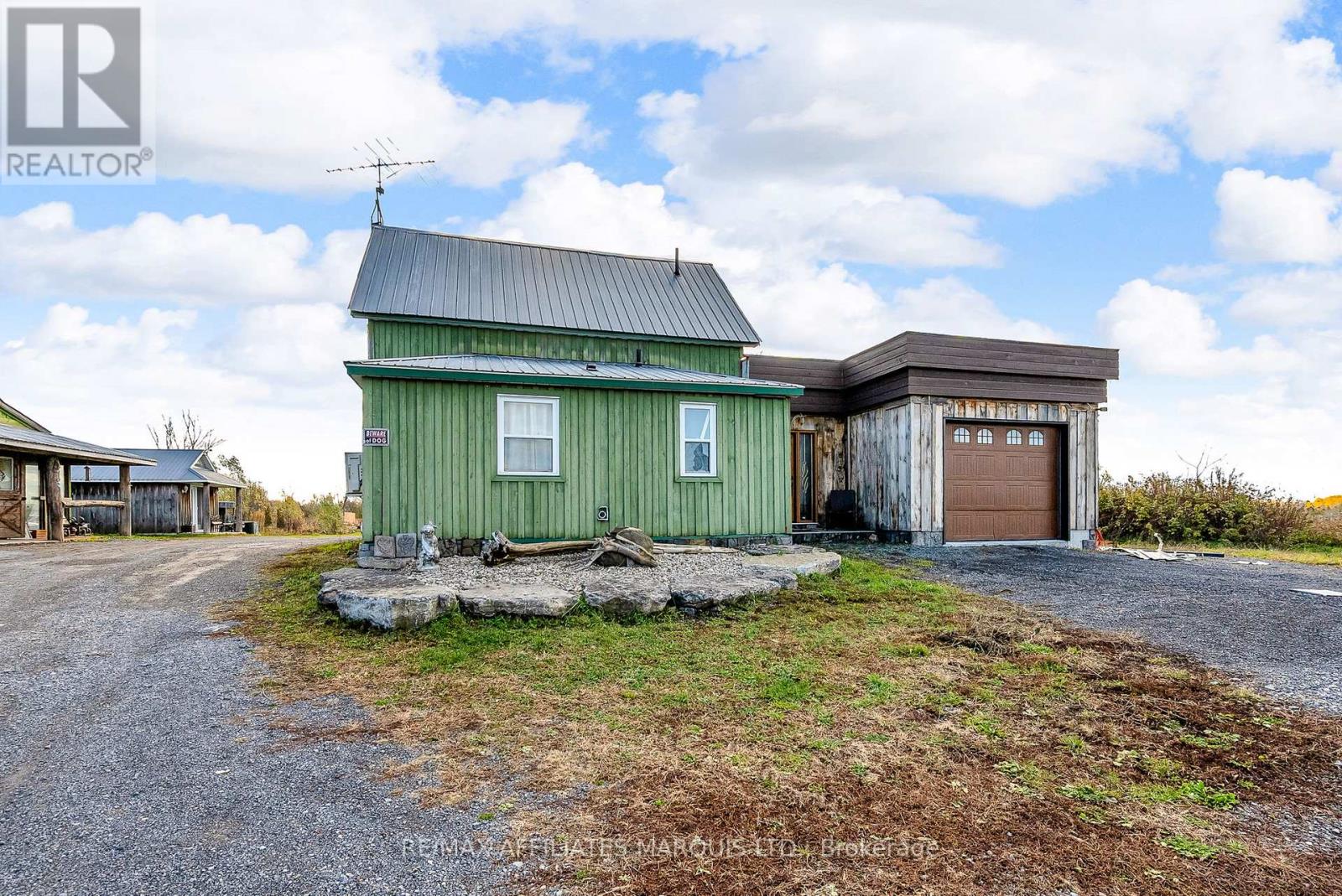 17390 Mcphail Road, South Stormont, Ontario K0C 2A0 - Photo 24 - X12515356