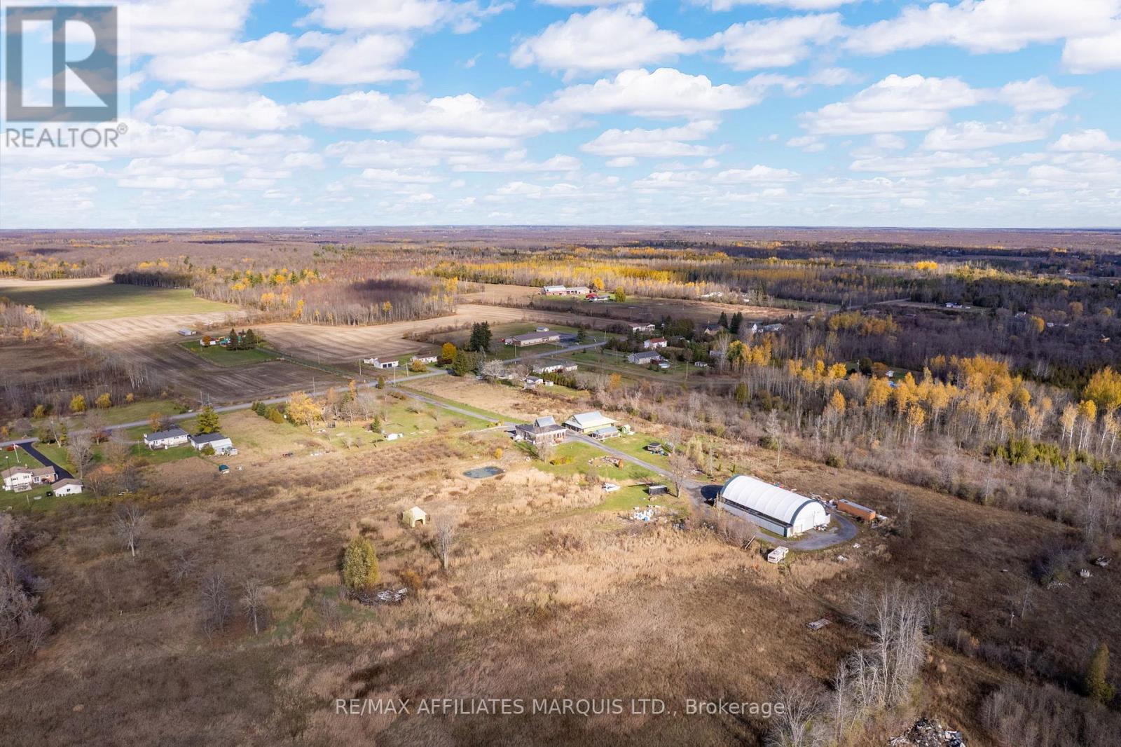 17390 Mcphail Road, South Stormont, Ontario K0C 2A0 - Photo 37 - X12515356