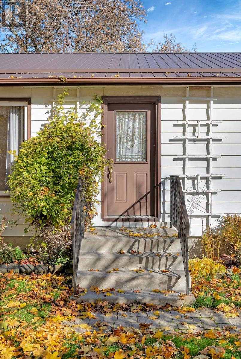 1075 County Rd 10 Road, Prince Edward County, Ontario K0K 2T0 - Photo 4 - X12515348