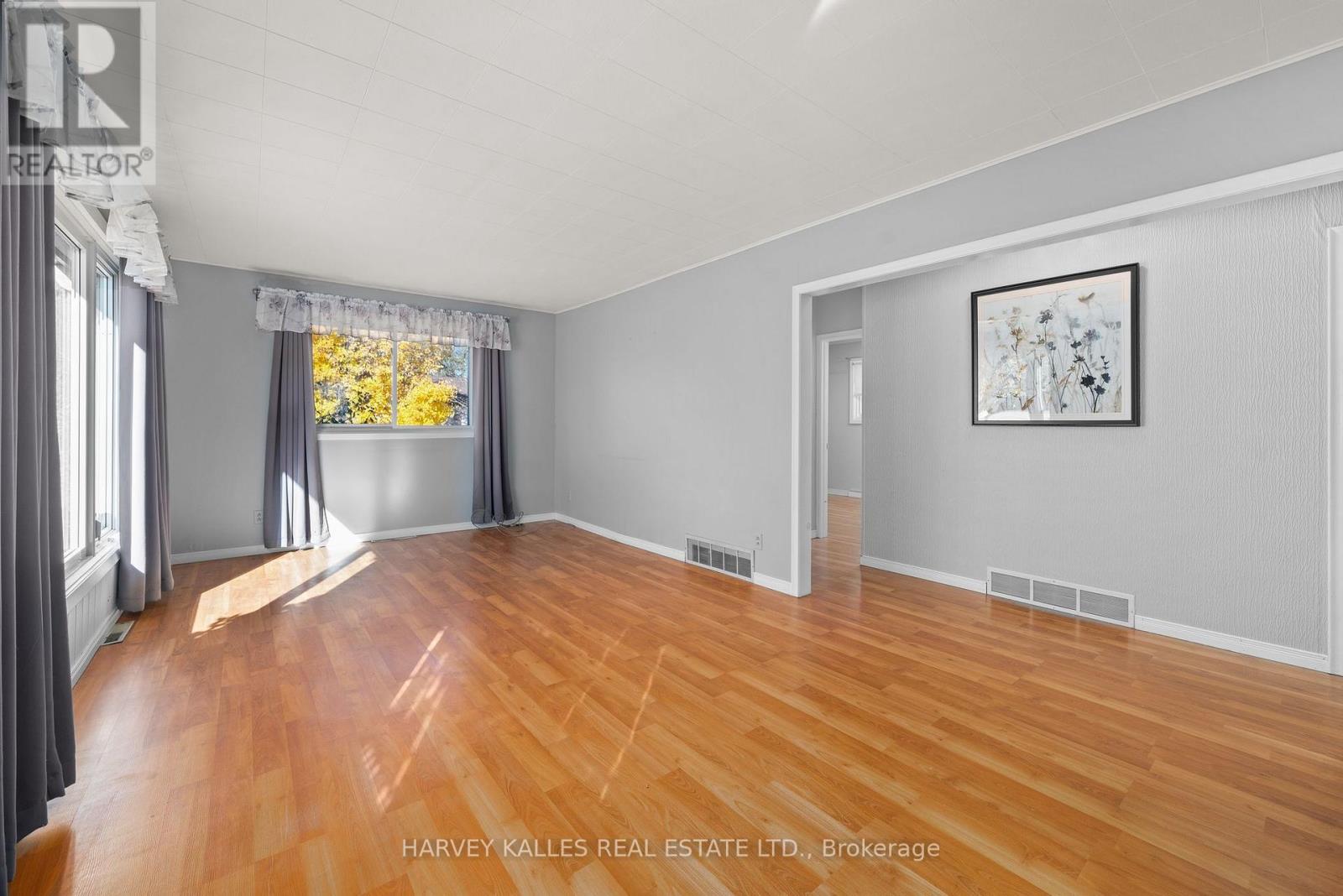 1075 County Rd 10 Road, Prince Edward County, Ontario K0K 2T0 - Photo 6 - X12515348