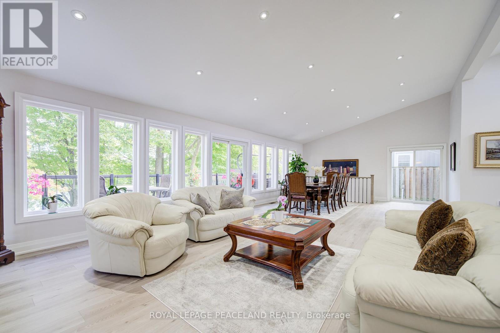 38 Lakeview Avenue, Whitchurch-Stouffville, Ontario  L4A 2H1 - Photo 22 - N12431368