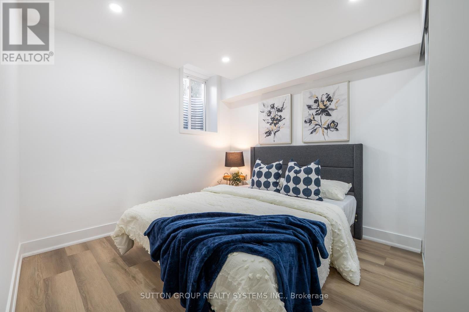 2281 Pell Crescent, Oakville, Ontario  L6M 3T6 - Photo 35 - W12513538