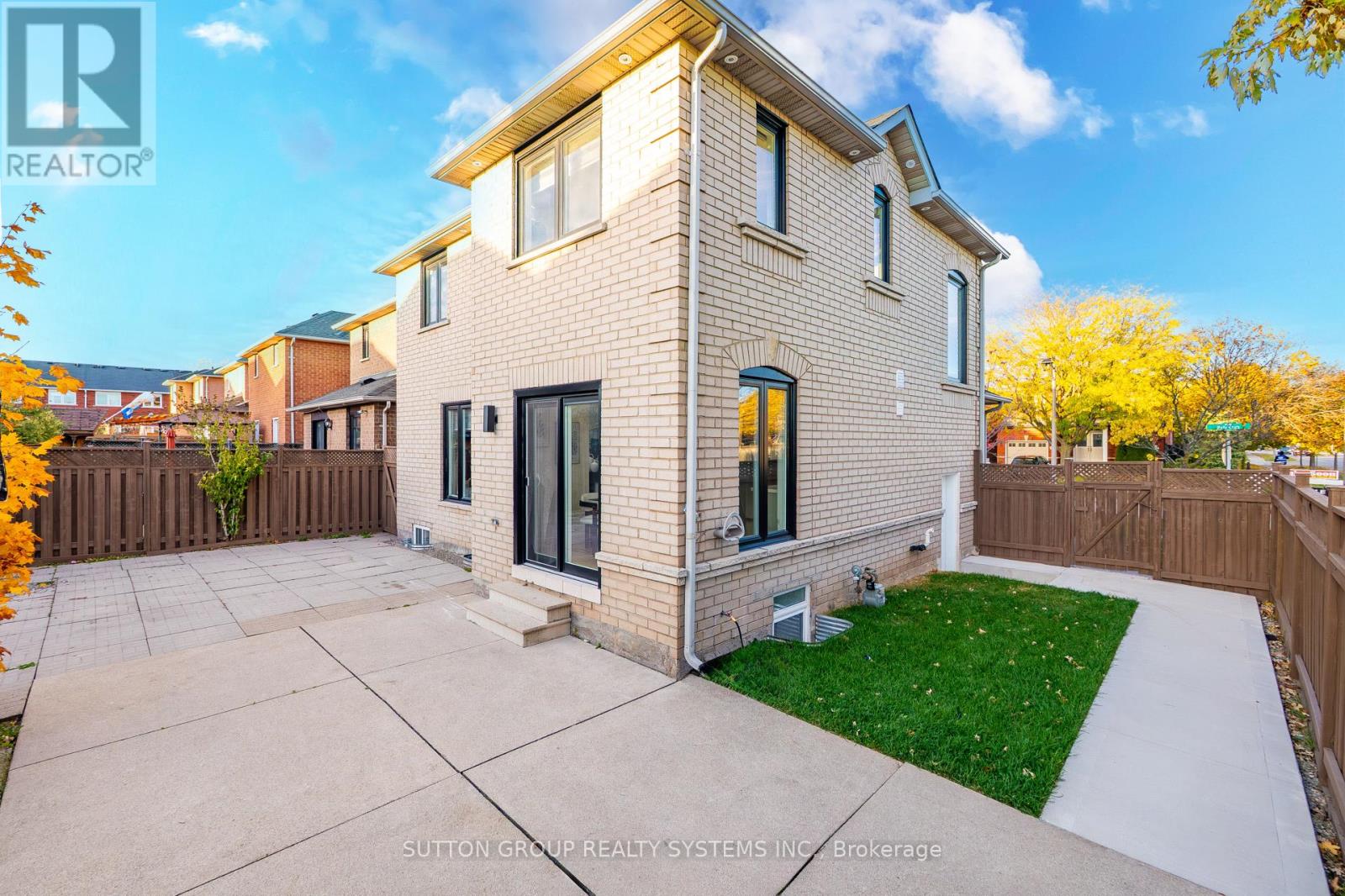 2281 Pell Crescent, Oakville, Ontario  L6M 3T6 - Photo 39 - W12513538