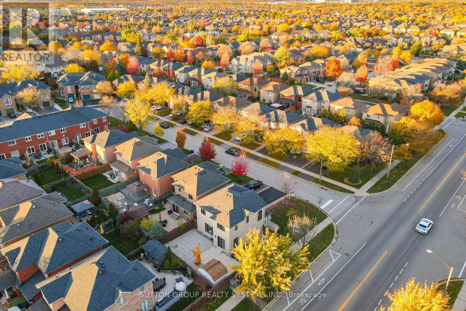 2281 Pell Crescent, Oakville, Ontario  L6M 3T6 - Photo 46 - W12513538