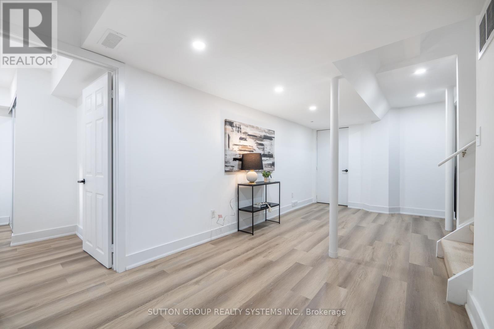 2281 Pell Crescent, Oakville, Ontario  L6M 3T6 - Photo 32 - W12513538