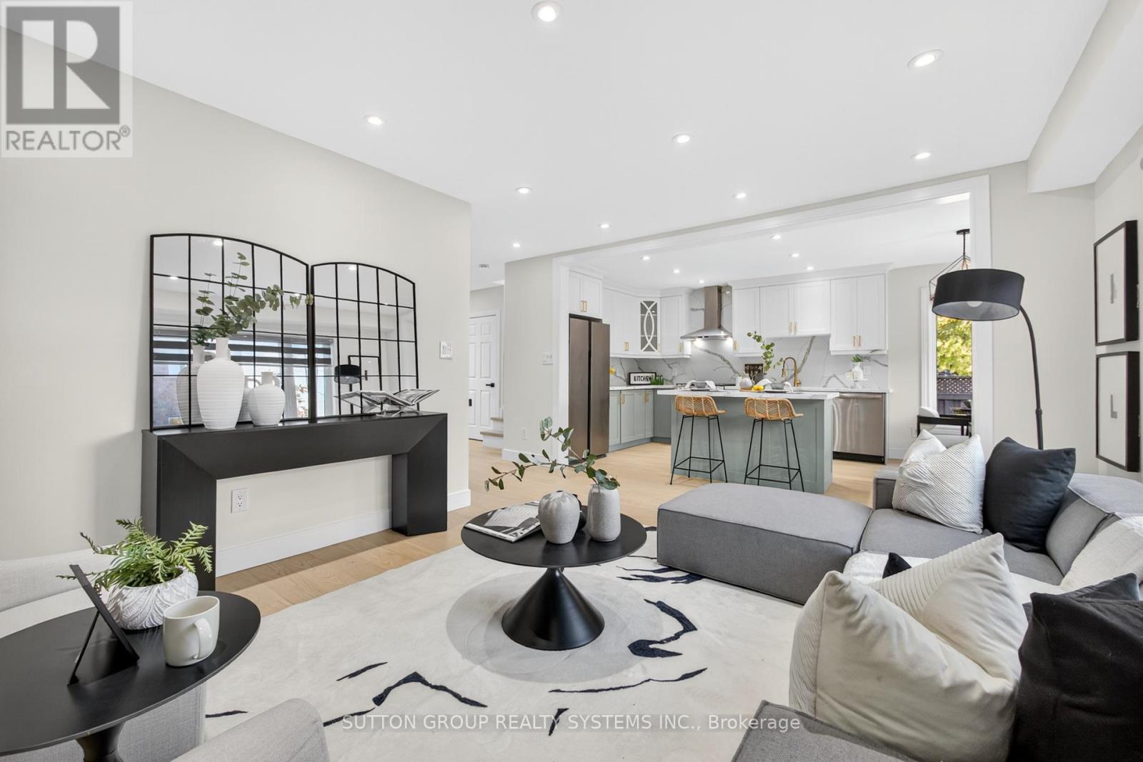 2281 Pell Crescent, Oakville, Ontario  L6M 3T6 - Photo 11 - W12513538