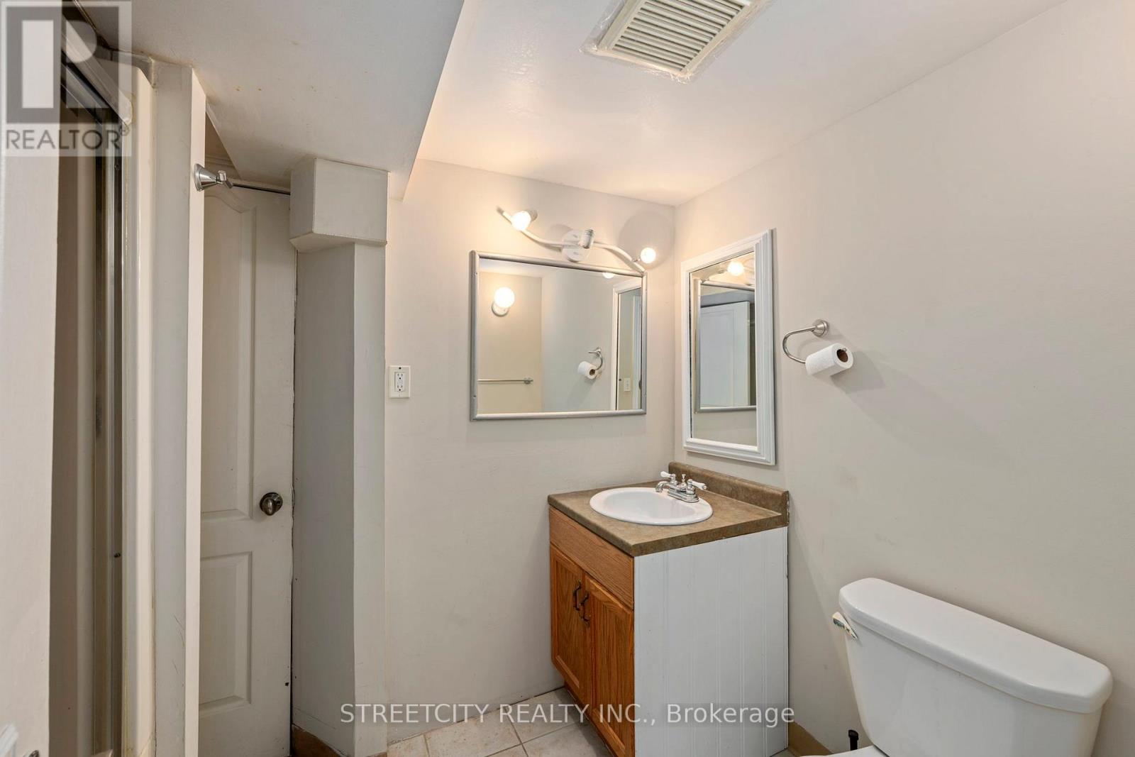 312 Fairview Avenue, London South, Ontario  N6C 4T8 - Photo 9 - X12515342