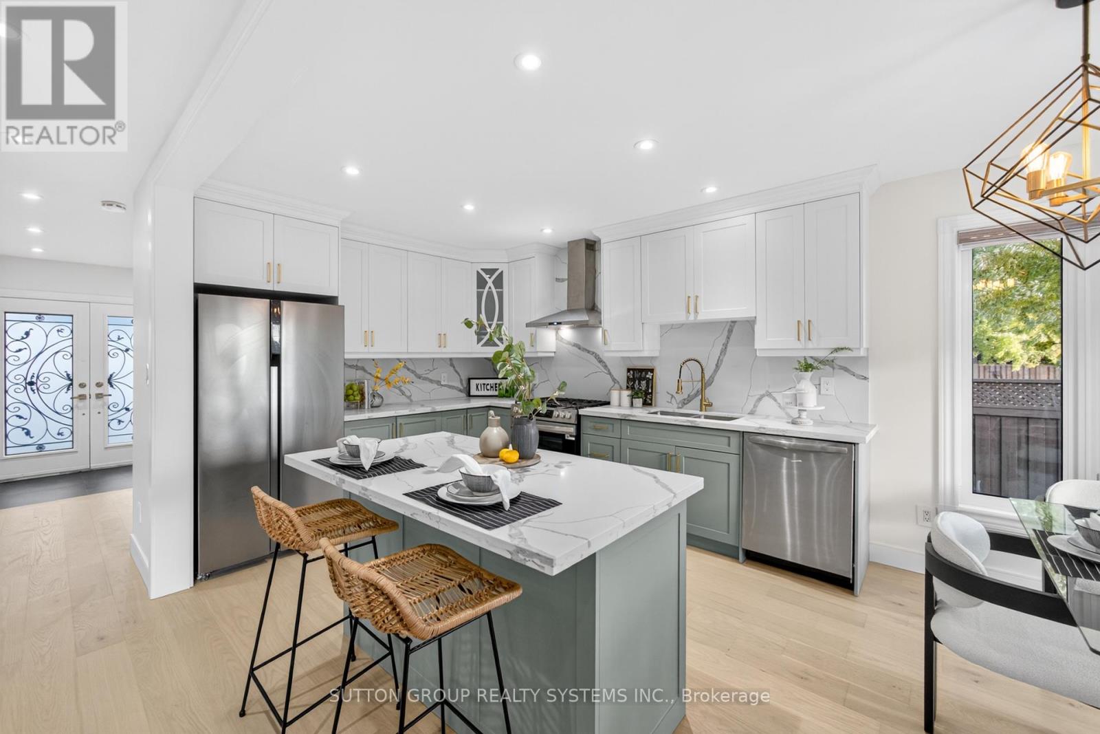 2281 Pell Crescent, Oakville, Ontario  L6M 3T6 - Photo 16 - W12513538