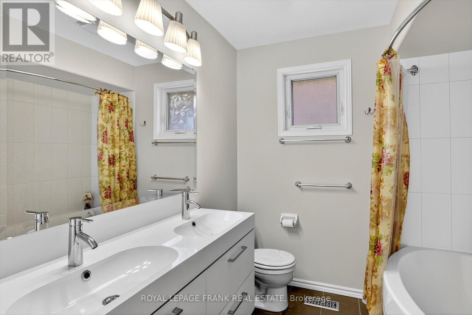 1840 Glenforest Boulevard, Peterborough, Ontario K9K 2P3 - Photo 7 - X12511884