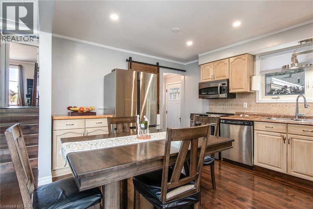 77 Roberts Crescent, Kitchener, Ontario  N2E 1A6 - Photo 15 - 40786114