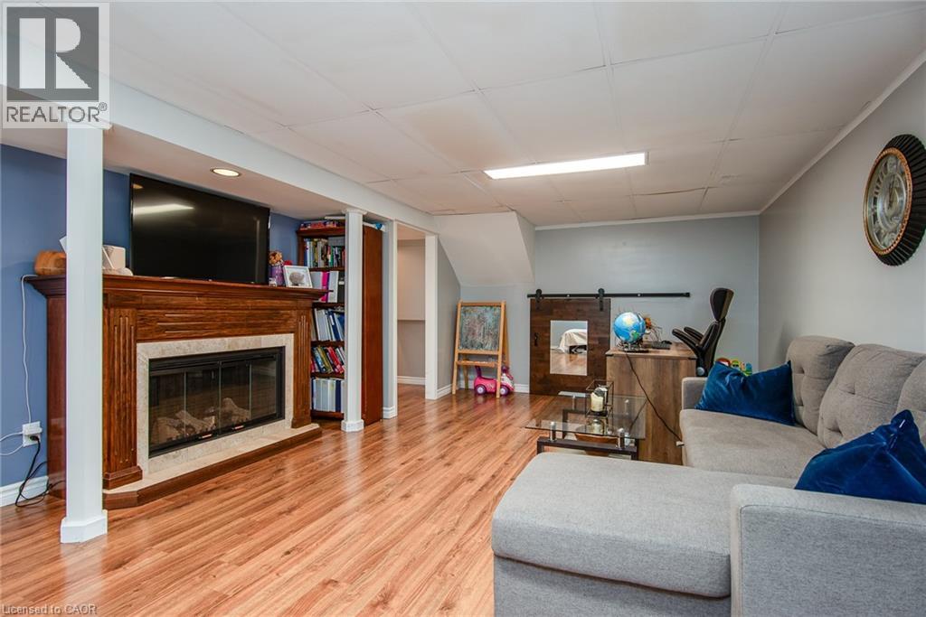 77 Roberts Crescent, Kitchener, Ontario  N2E 1A6 - Photo 28 - 40786114