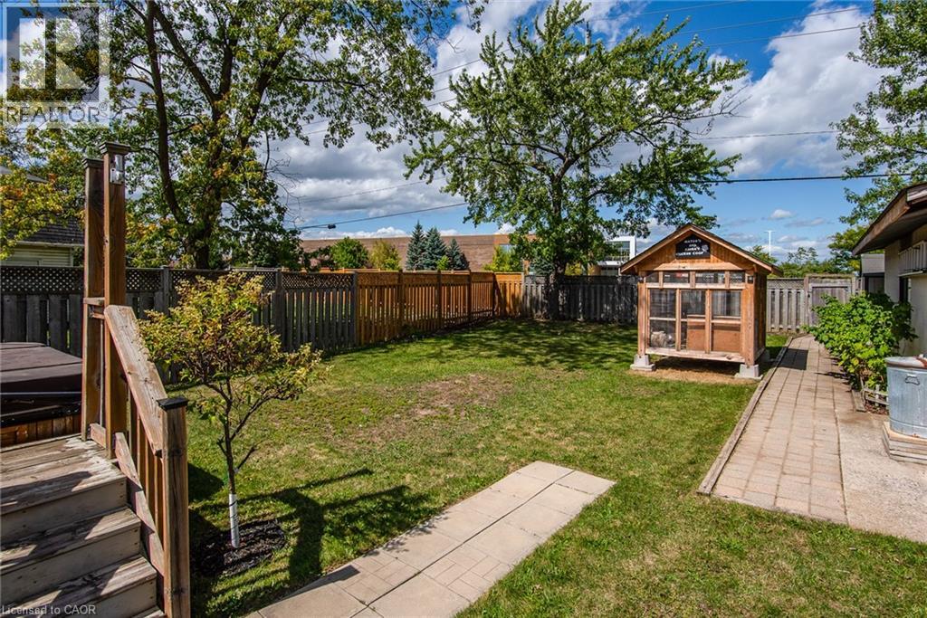 77 Roberts Crescent, Kitchener, Ontario  N2E 1A6 - Photo 37 - 40786114