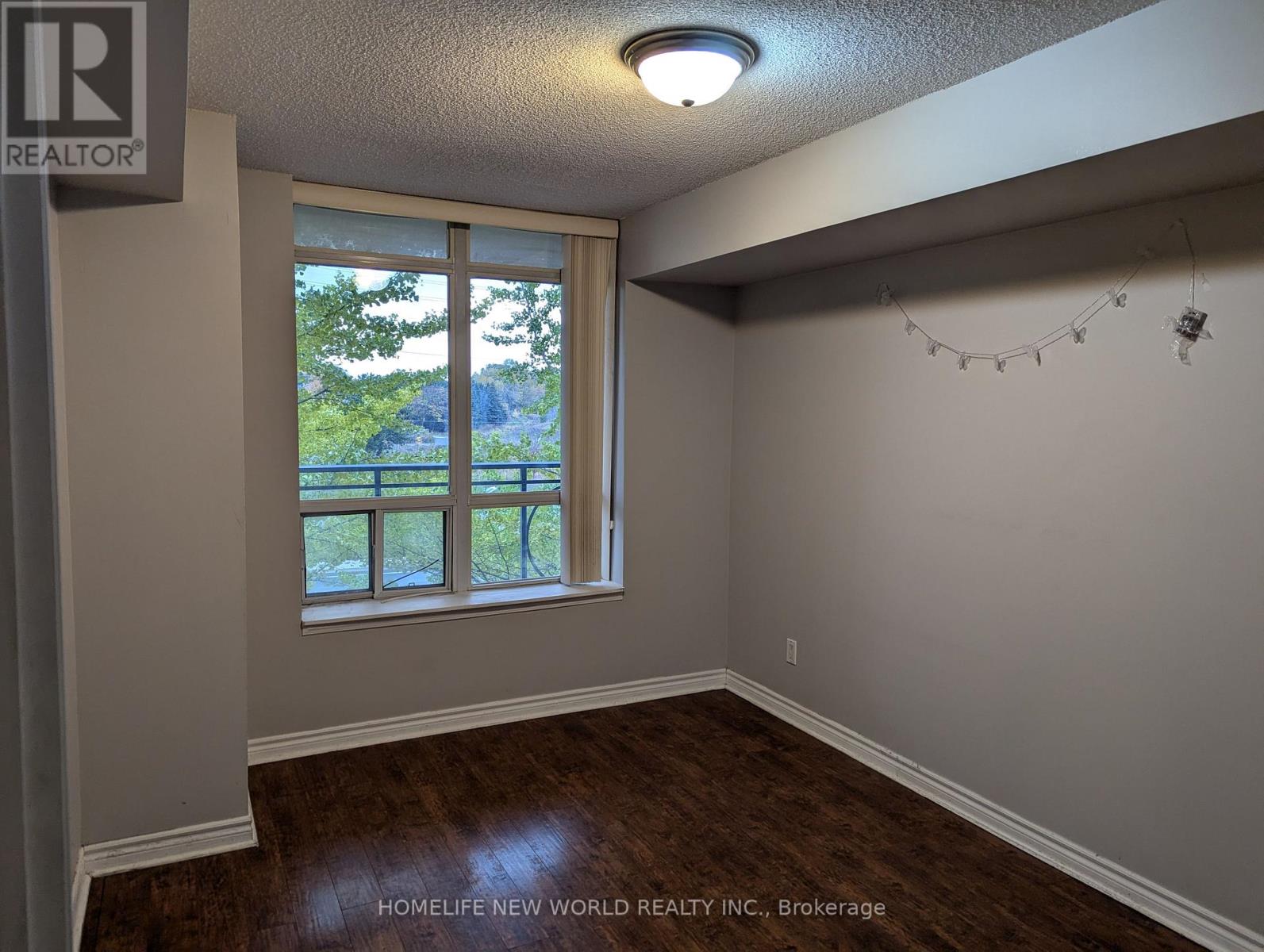 301 - 130 Pond Drive, Markham, Ontario L3T 7W5 - Photo 19 - N12515346