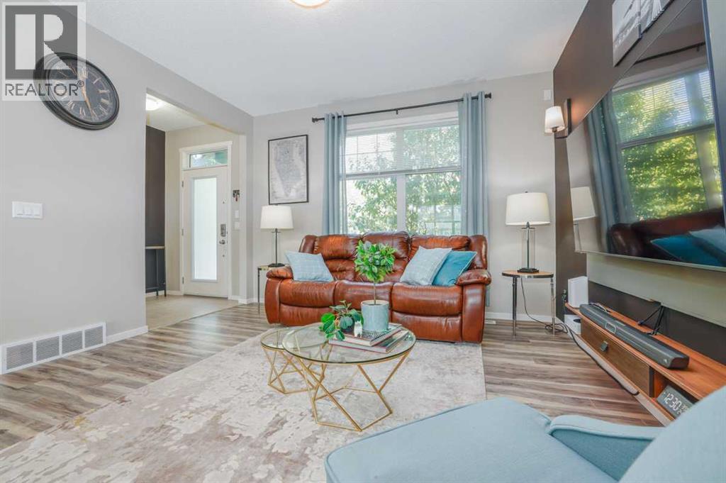 59 Mahogany Drive Se, Calgary, Alberta  T3M 2K3 - Photo 4 - A2258789