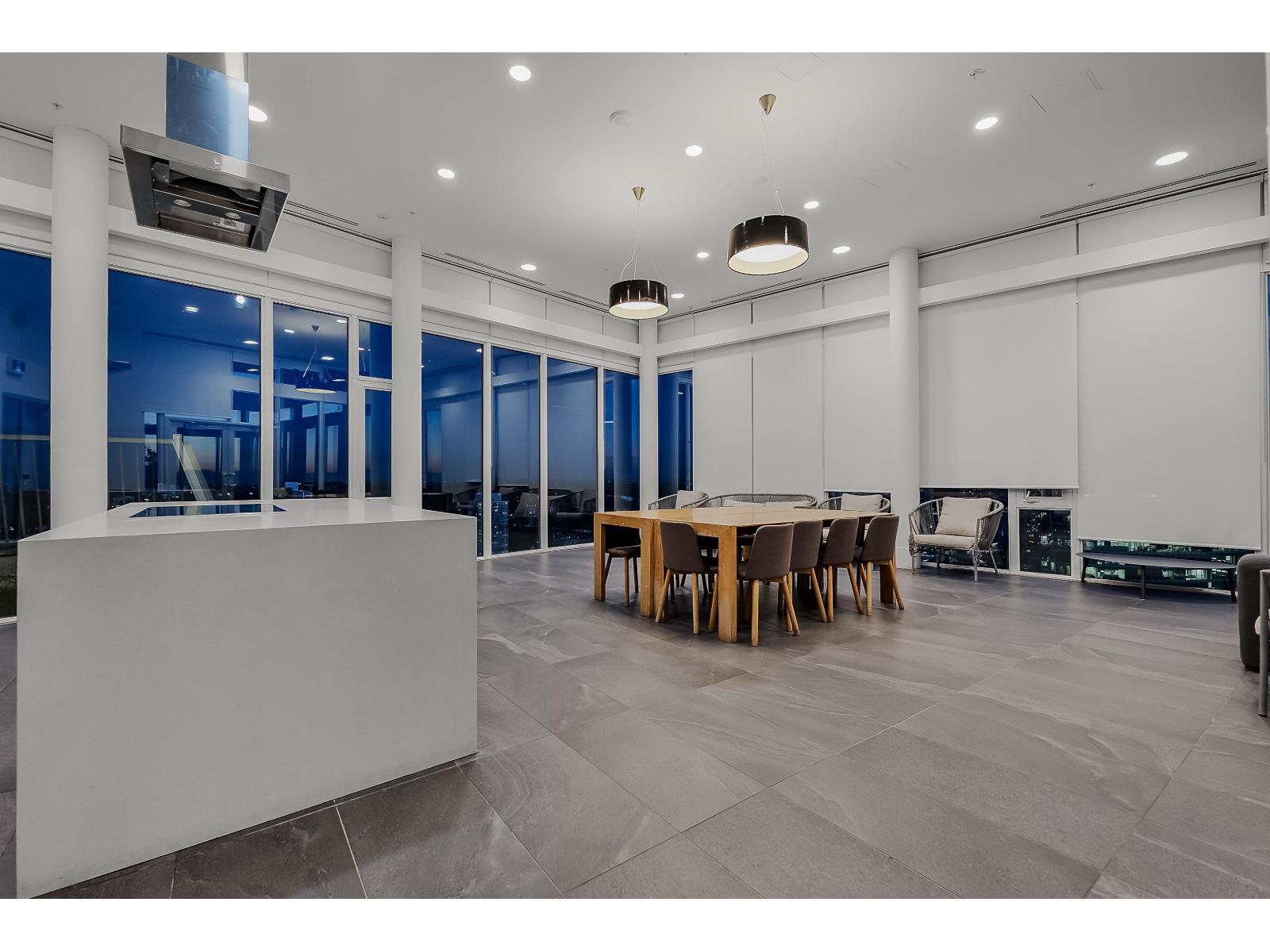 1512 13438 Central Avenue, Surrey, British Columbia V3T 0N2 - Photo 37 - R3064427