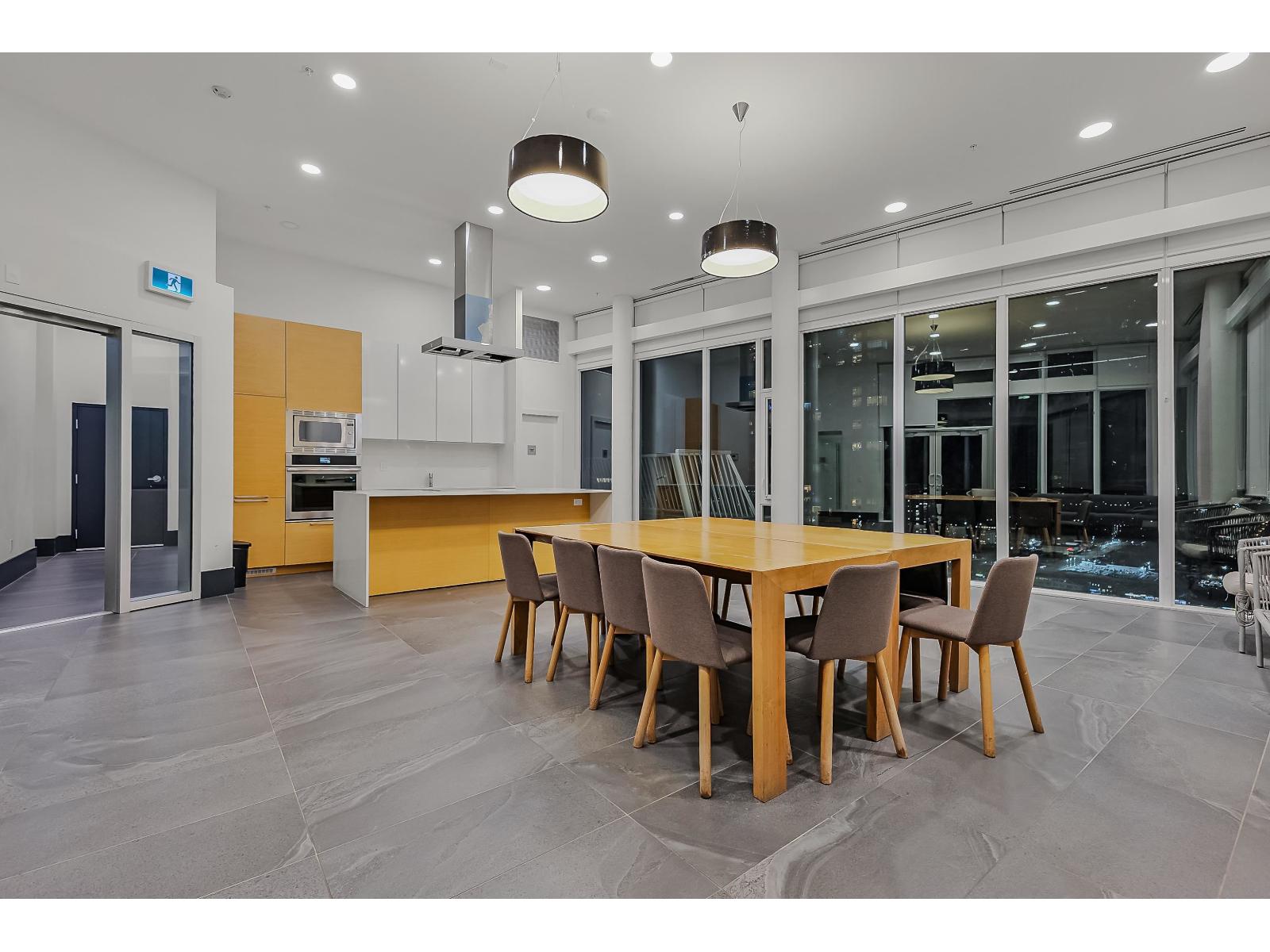 1512 13438 Central Avenue, Surrey, British Columbia V3T 0N2 - Photo 38 - R3064427