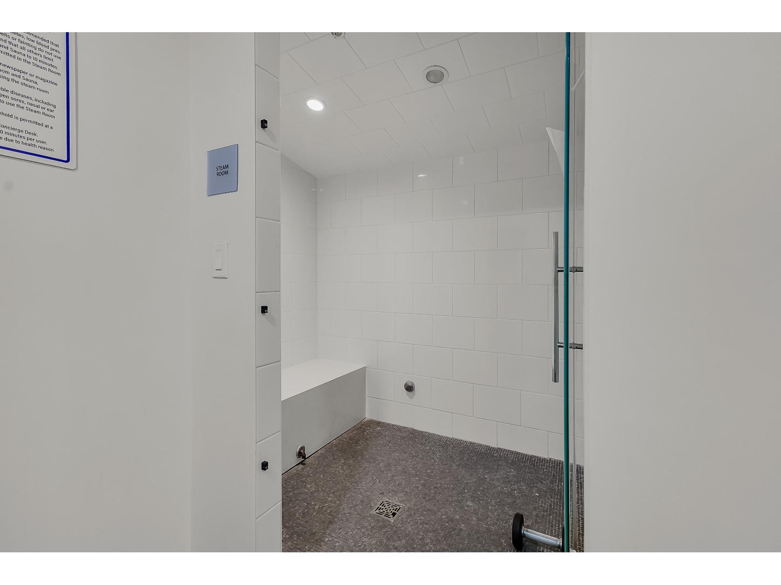 1512 13438 Central Avenue, Surrey, British Columbia V3T 0N2 - Photo 31 - R3064427