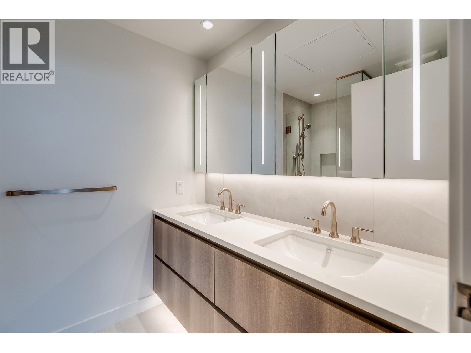 4402 720 Farrow Street, Coquitlam, British Columbia V3J 0P3 - Photo 24 - R3065217