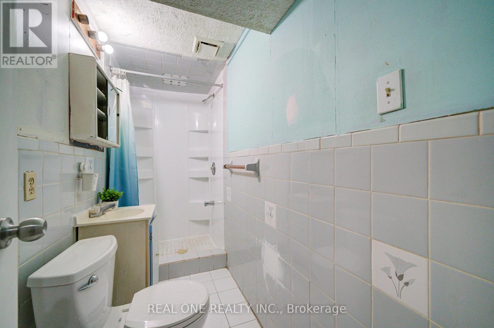 2 - 2525 Trident Avenue, Mississauga, Ontario  L5B 2L3 - Photo 21 - W12515332