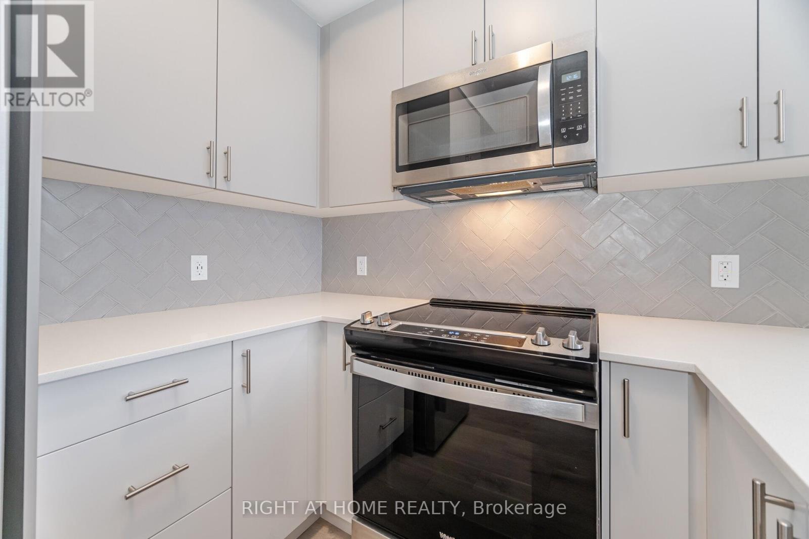 518 - 3220 William Coltson Avenue, Oakville, Ontario  L6H 7X9 - Photo 14 - W12515340