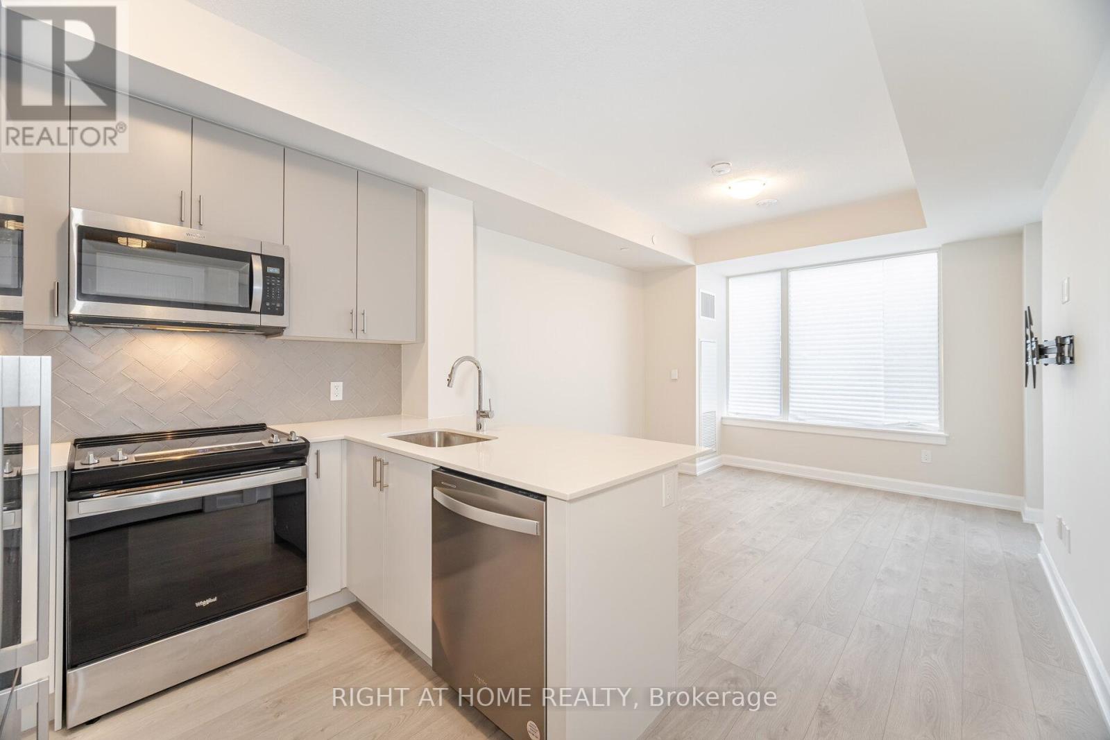 518 - 3220 William Coltson Avenue, Oakville, Ontario  L6H 7X9 - Photo 16 - W12515340