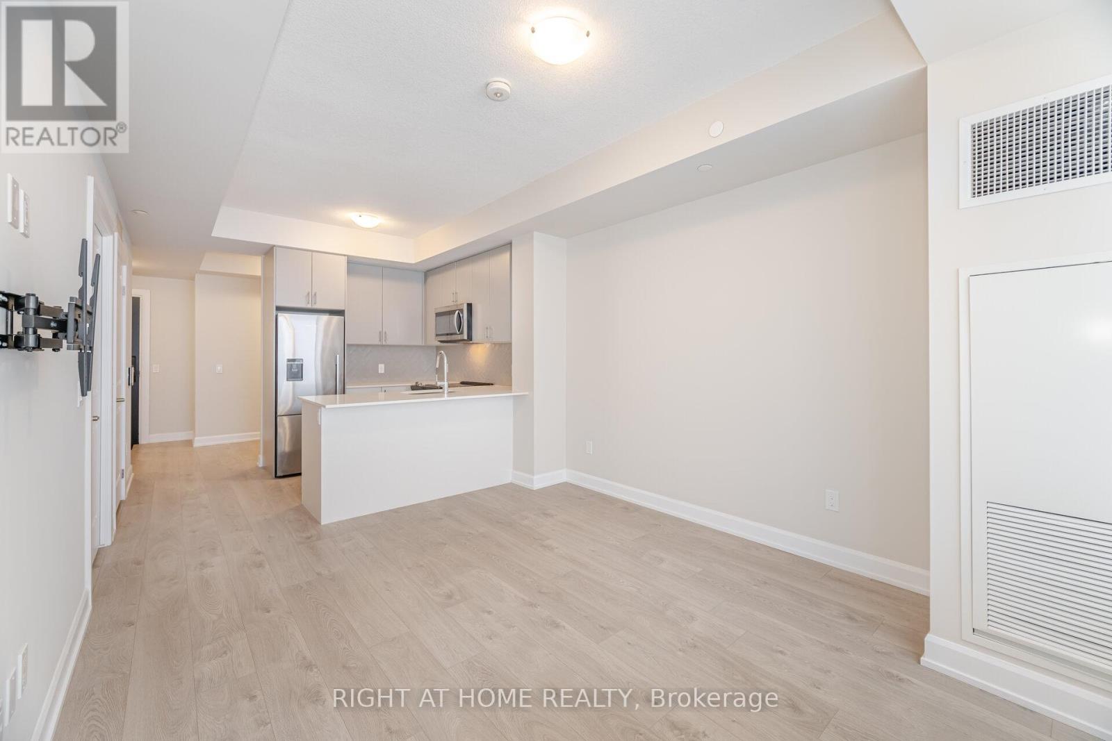 518 - 3220 William Coltson Avenue, Oakville, Ontario  L6H 7X9 - Photo 18 - W12515340